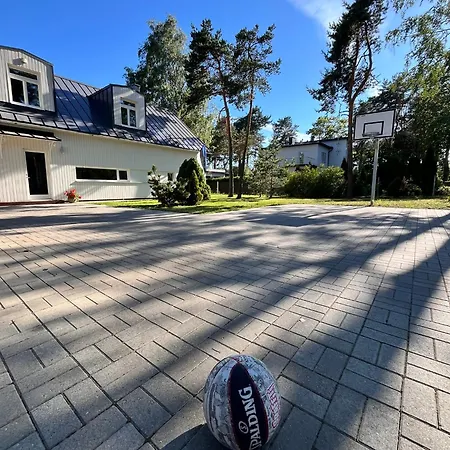 White House Apartamento Tallin